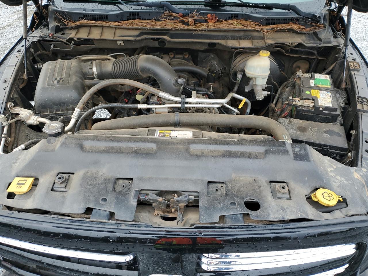 2015 RAM 1500 VIN 1C6RR7MT3FS564952 Copart auction photo, front end damage thumbnail 11