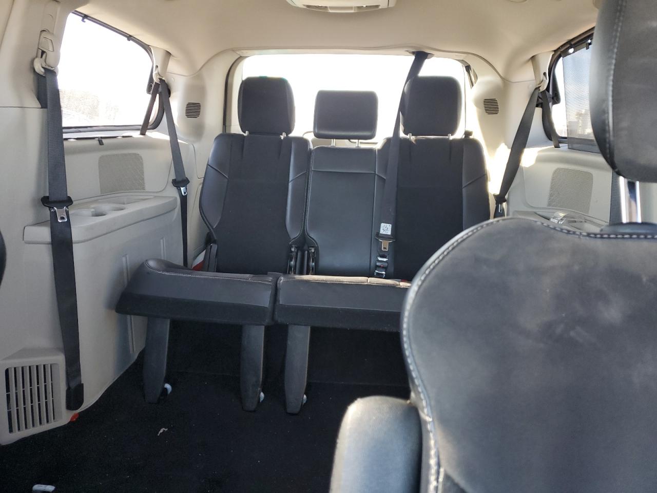 2014 Chrysler Town & Country VIN 2C4RC1CG6ER189358 Copart auction photo, front end damage thumbnail 10