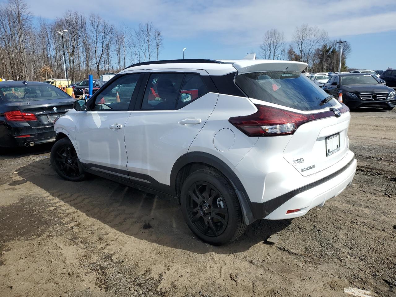 2024 Nissan Kicks VIN 3N1CP5DV0RL563578 Copart auction photo, front end damage thumbnail 2
