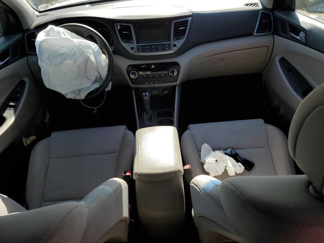 2016 Hyundai Tucson VIN KM8J33A48GU098272 Copart auction photo, biohazard/chemical / front end damage thumbnail 8
