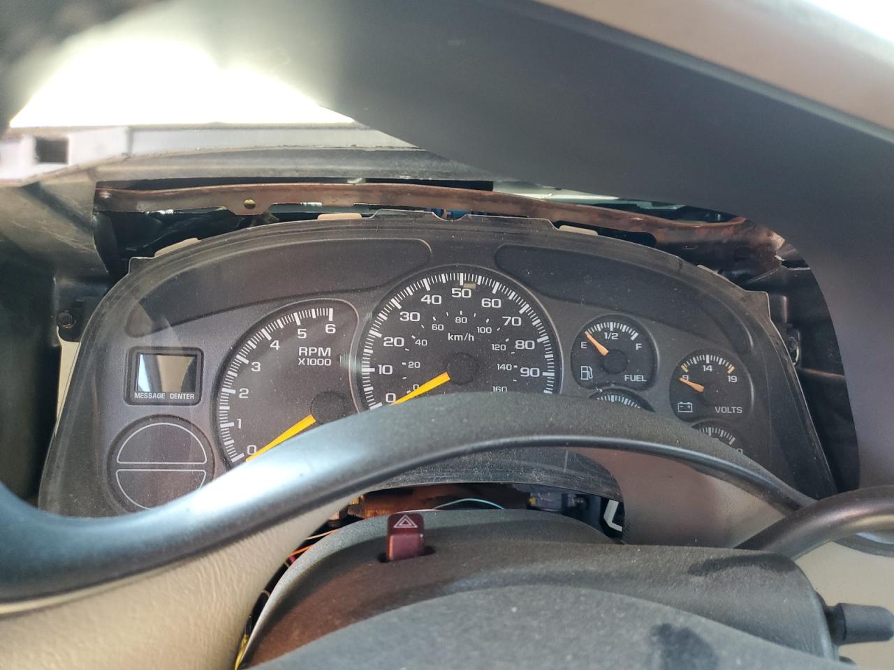 2000 Chevrolet Tahoe VIN 1GNEK13T8YJ184113 Copart auction photo, all over damage thumbnail 9