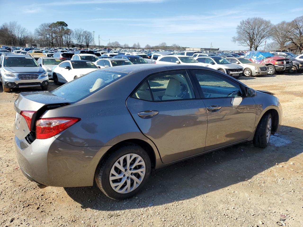 2017 Toyota Corolla VIN 5YFBURHE2HP727238 Copart auction photo, front end / rear end damage thumbnail 3