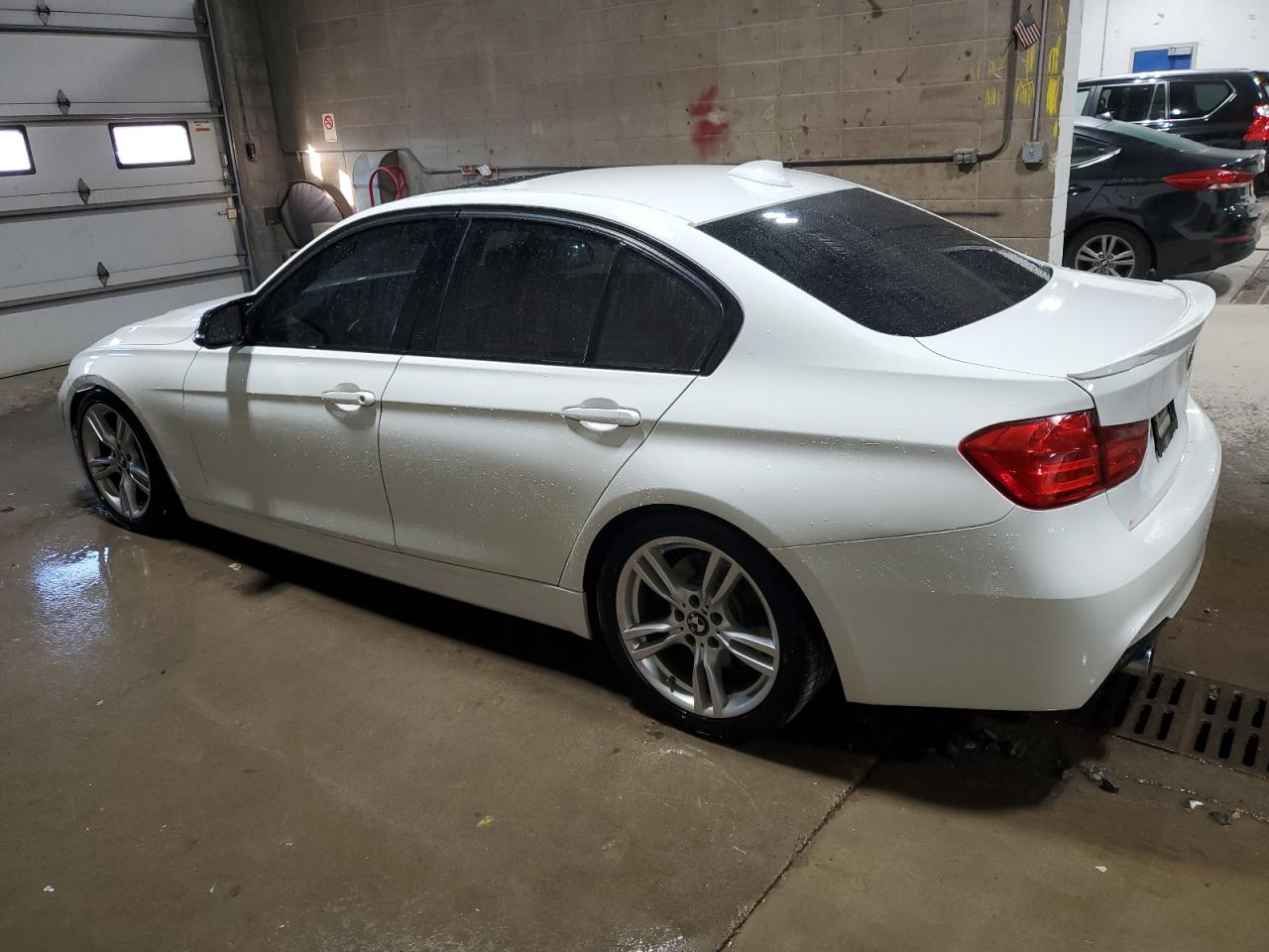 2013 BMW 3er VIN WBA3A9C5XDF476908 Copart auction photo, front end damage thumbnail 2