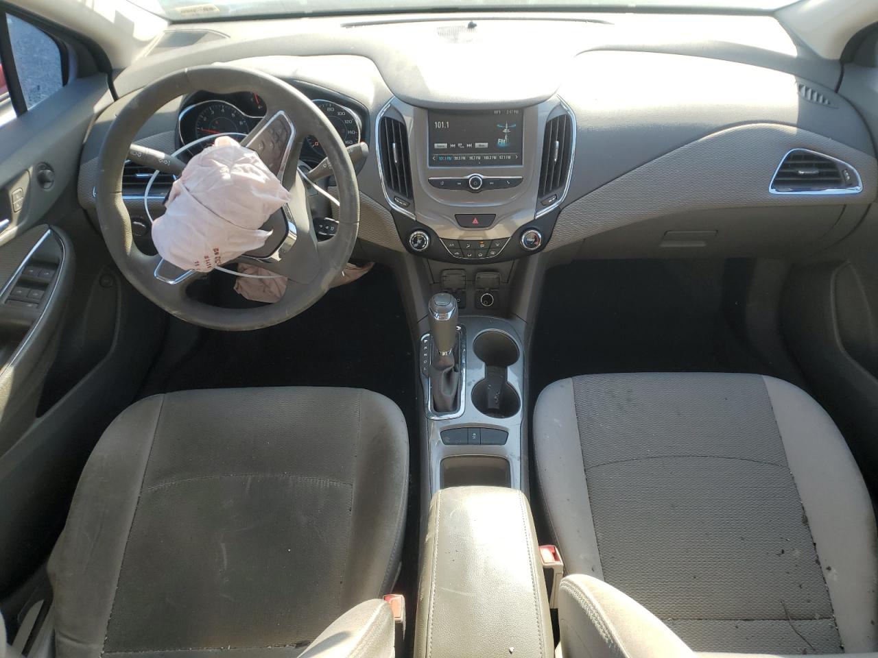 2017 Chevrolet Cruze VIN 1G1BE5SM2H7187826 Copart auction photo, front end / side damage thumbnail 8
