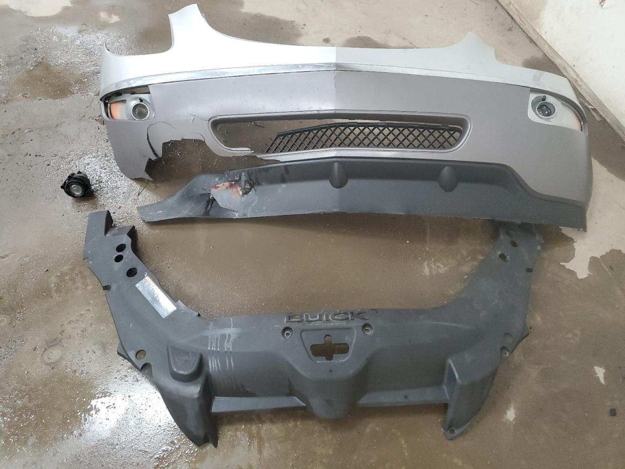 2011 Buick Enclave VIN 5GAKRBED3BJ151693 Copart auction photo, front end / side damage thumbnail 13
