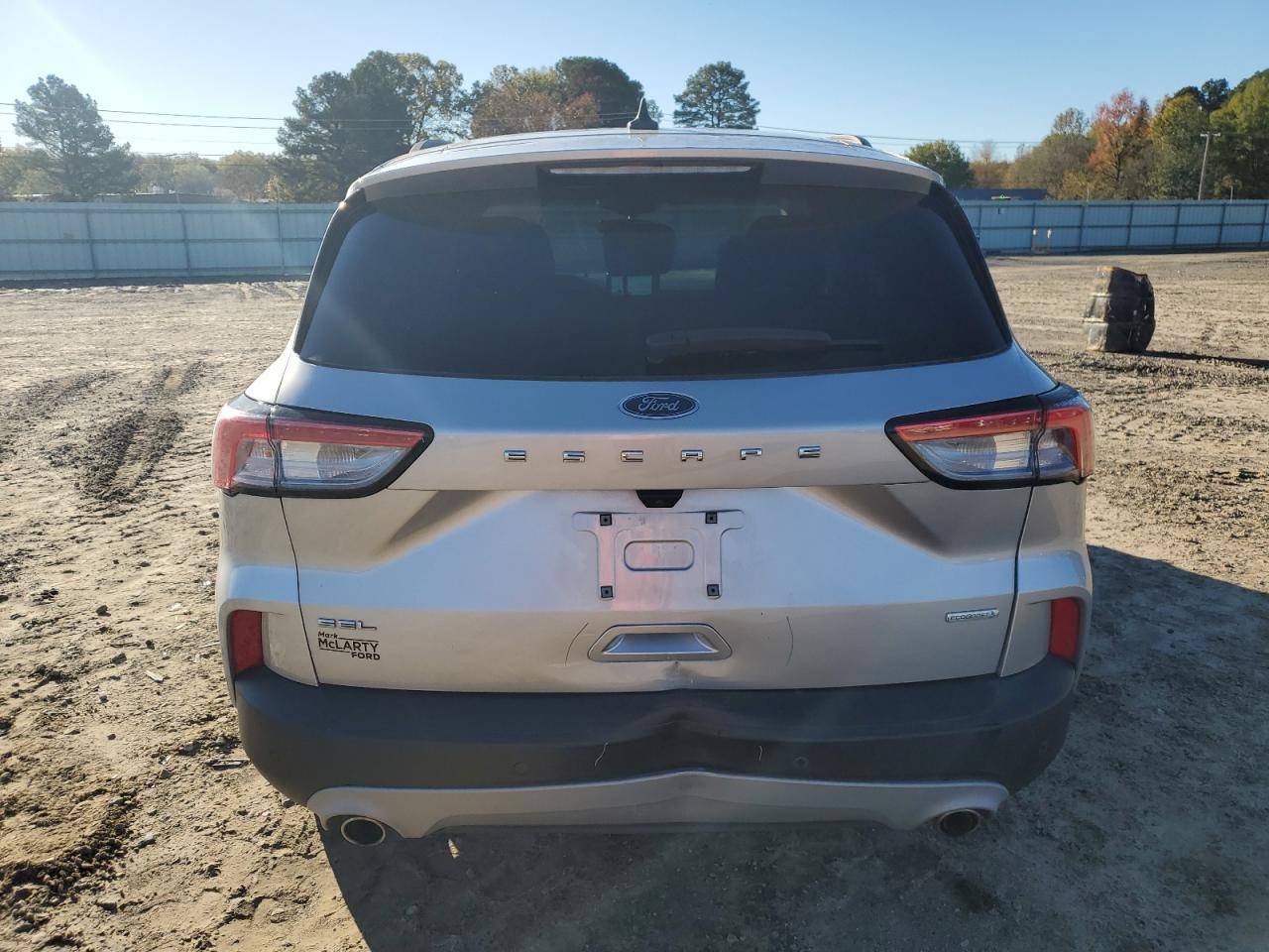 2020 Ford Escape VIN 1FMCU0H60LUC04381 Copart auction photo, all over damage thumbnail 6