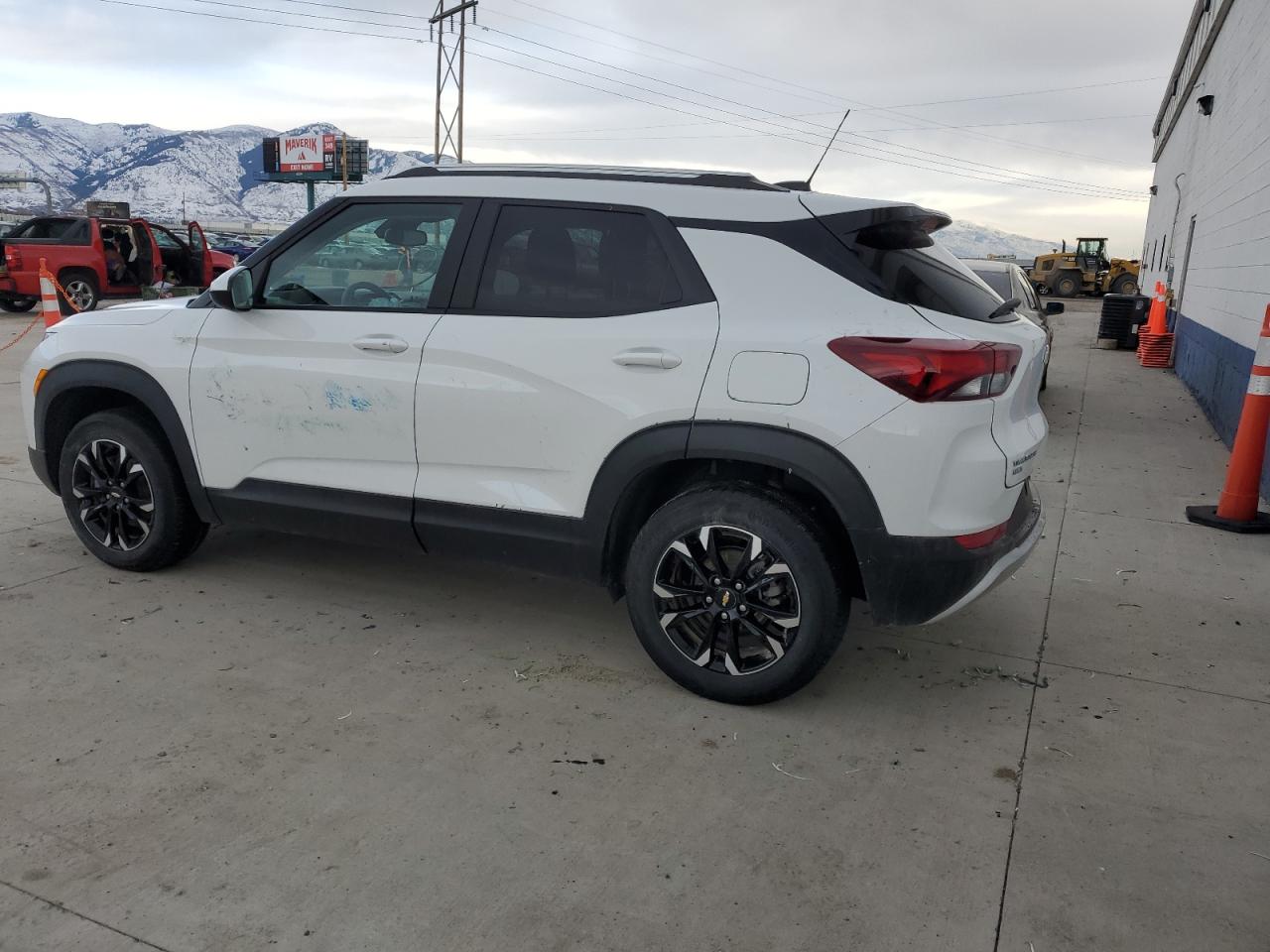 2023 Chevrolet TrailBlazer VIN KL79MRSL3PB214421 Copart auction photo, front end damage thumbnail 2
