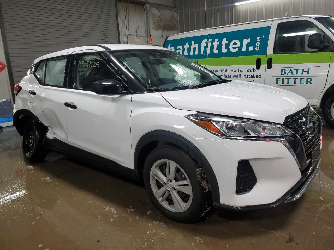 2024 Nissan Kicks VIN 3N1CP5BV0RL561459 Copart auction photo, side / rear end damage thumbnail 4