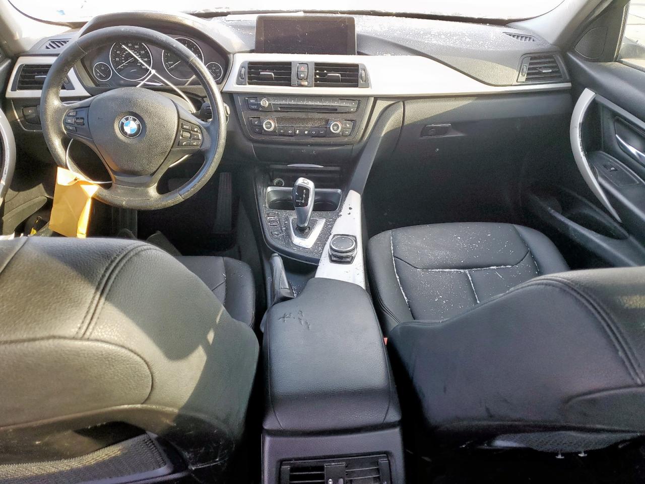 2015 BMW 3er VIN WBA3B1C50FK137969 Copart auction photo, rear end damage thumbnail 8