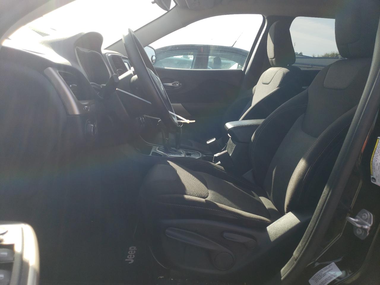 2017 Jeep Grand Cherokee VIN 1C4PJLAB5HW596339 Copart auction photo, rear end / front end damage thumbnail 7