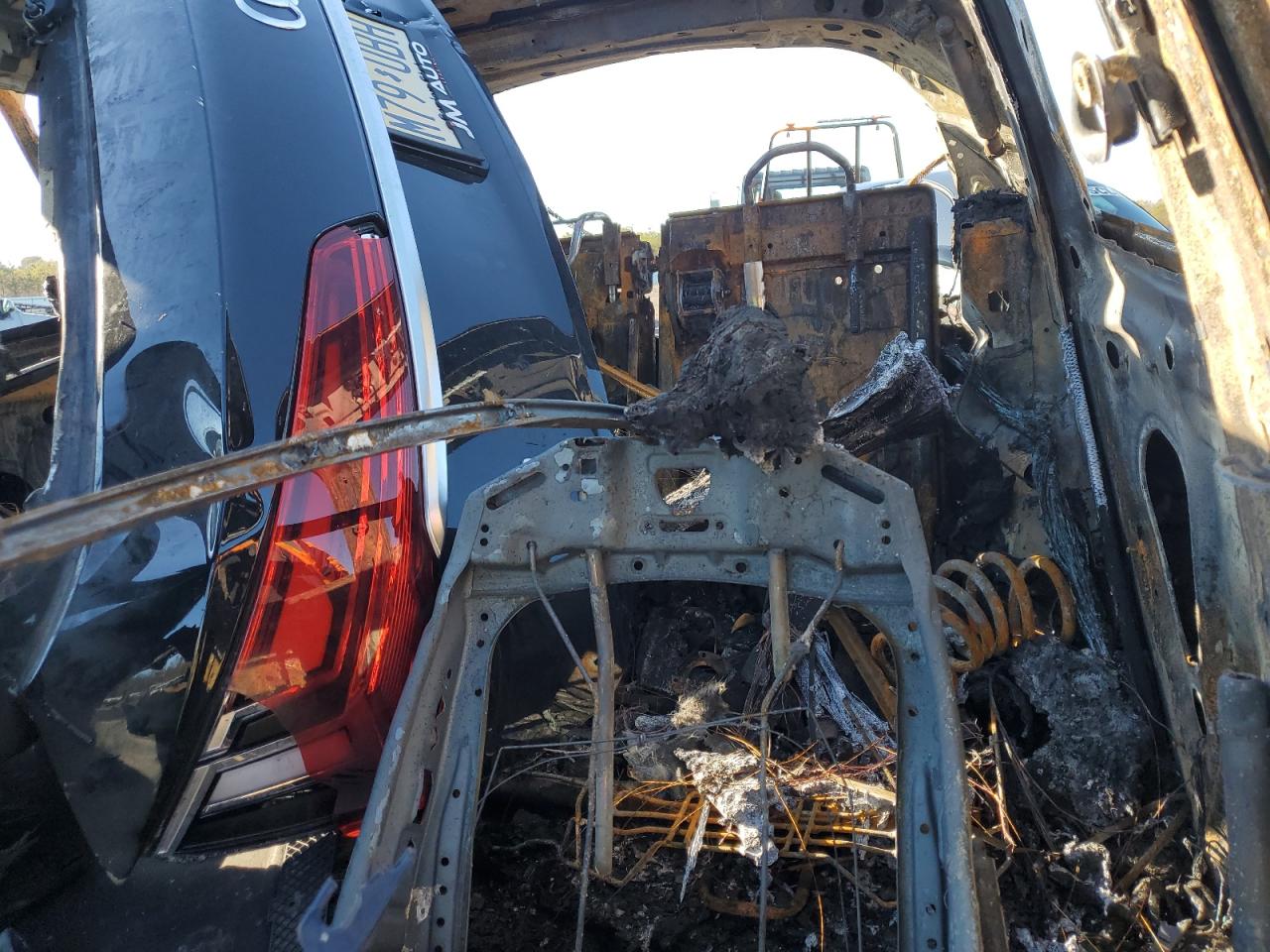 2024 Audi Q5 VIN WA1ABAFY9R2042891 Copart auction photo, burn damage thumbnail 10