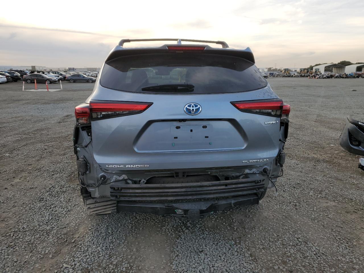 2021 Toyota Highlander VIN 5TDEBRCH9MS020417 Copart auction photo, all over damage thumbnail 6