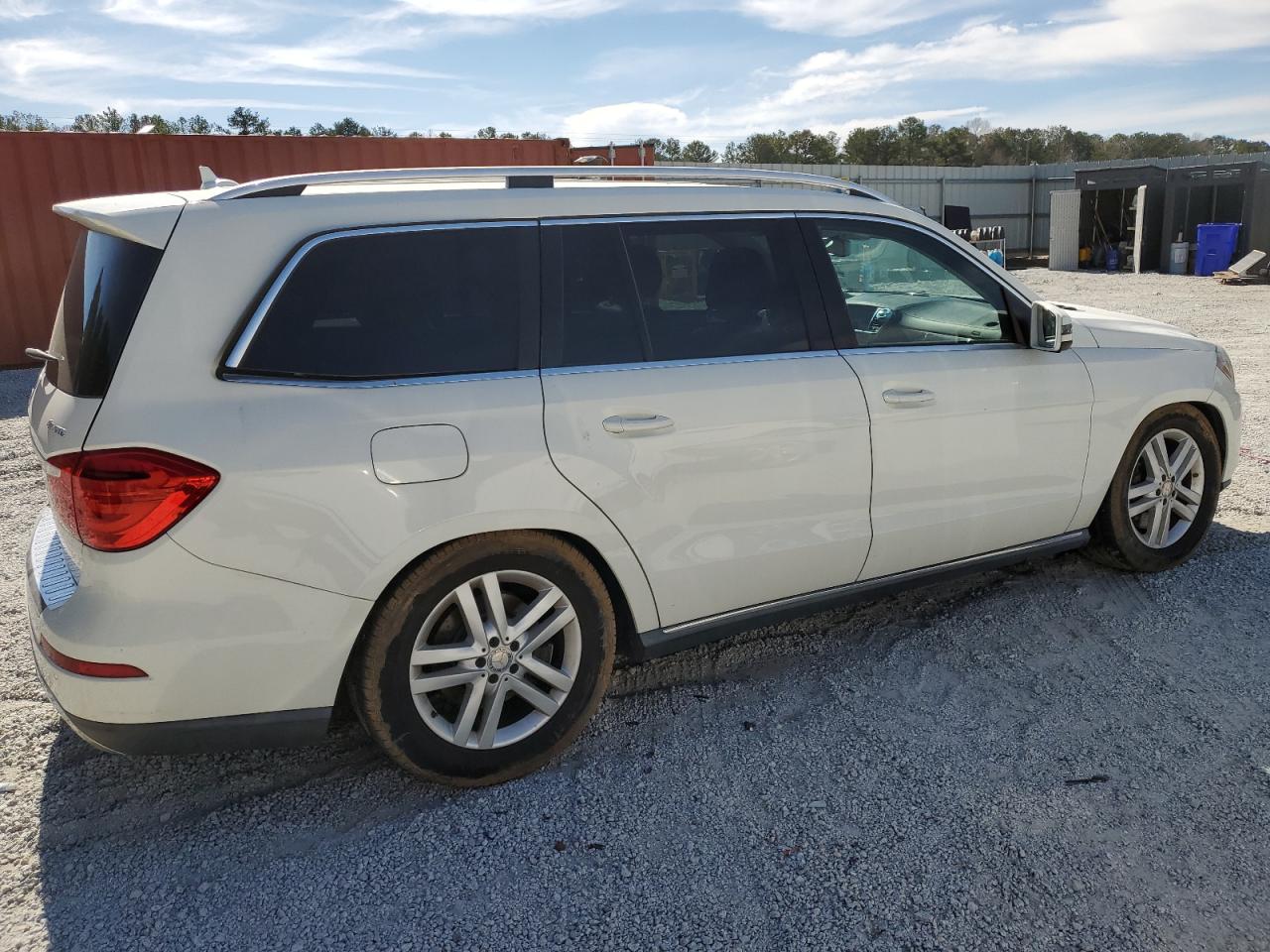 2013 Mercedes-Benz GL-klasse VIN 4JGDF7CE1DA188118 Copart auction photo, mechanical / minor dent/scratches damage thumbnail 3