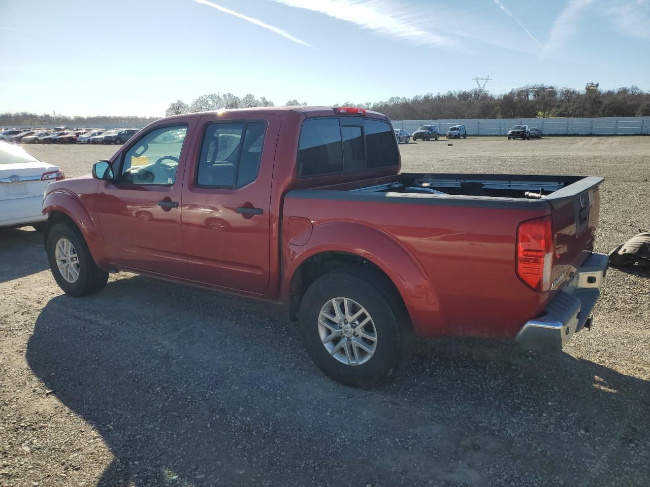 2015 Nissan Navara (Frontier) VIN 1N6AD0ER3FN708302 Copart auction photo, front end / side damage thumbnail 2
