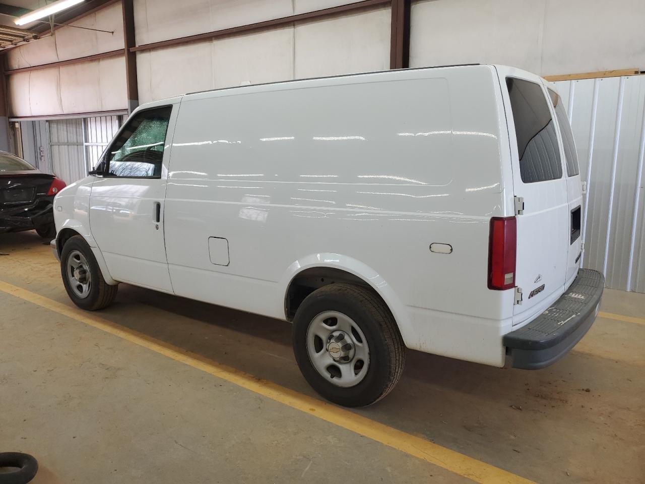2005 Chevrolet Astro VIN 1GCDM19X45B112565 Copart auction photo, front end / minor dent/scratches damage thumbnail 2