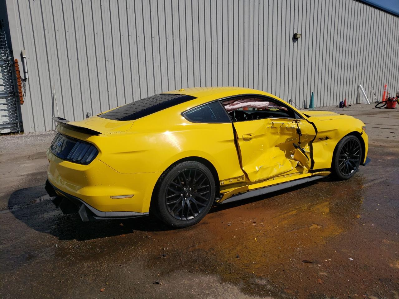 2015 Ford Mustang VIN 1FA6P8CF9F5390294 Copart auction photo, side / front end damage thumbnail 3