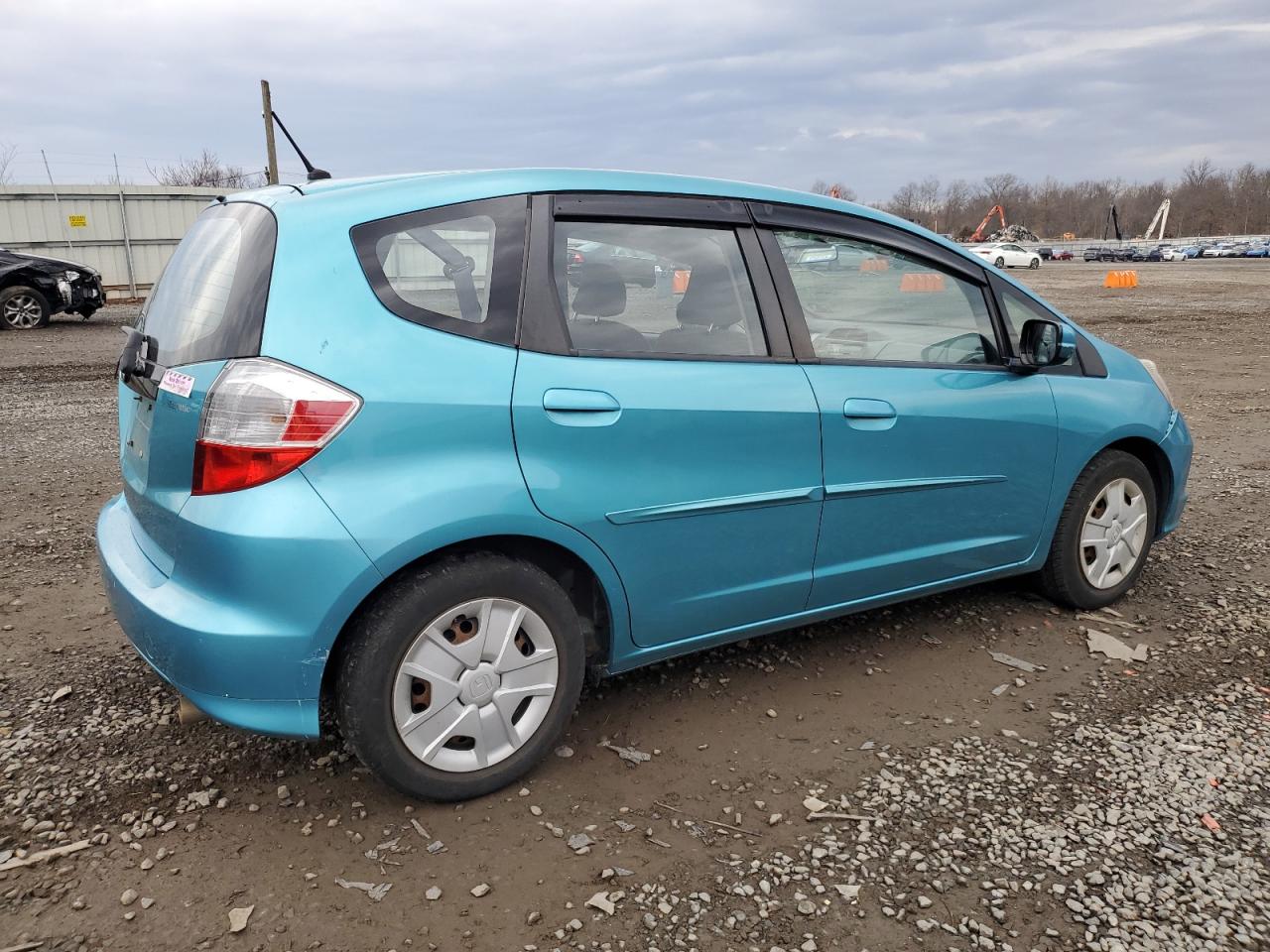 2013 Honda Fit VIN JHMGE8H37DC018740 Copart auction photo, front end damage thumbnail 3