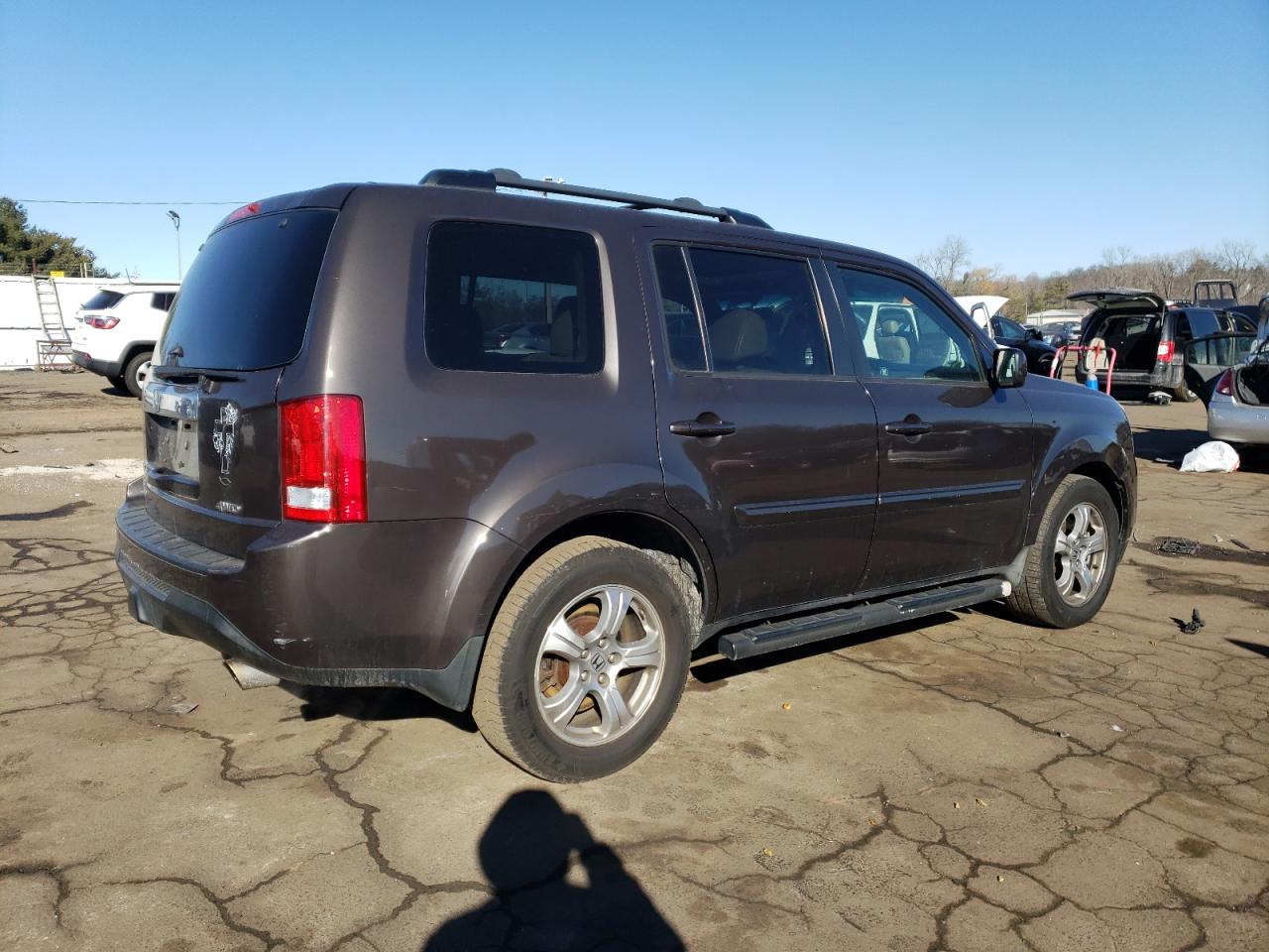 2012 Honda Pilot VIN 5FNYF4H68CB044027 Copart auction photo, front end damage thumbnail 3