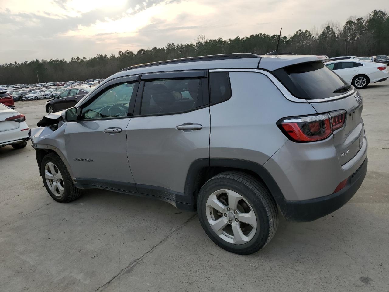 2018 Jeep Compass VIN 3C4NJDBB7JT423901 Copart auction photo, front end damage thumbnail 2