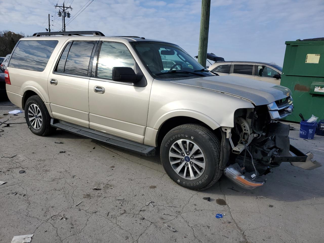 2017 Ford Expedition VIN 1FMJK1JT7HEA71025 Copart auction photo, front end damage thumbnail 4