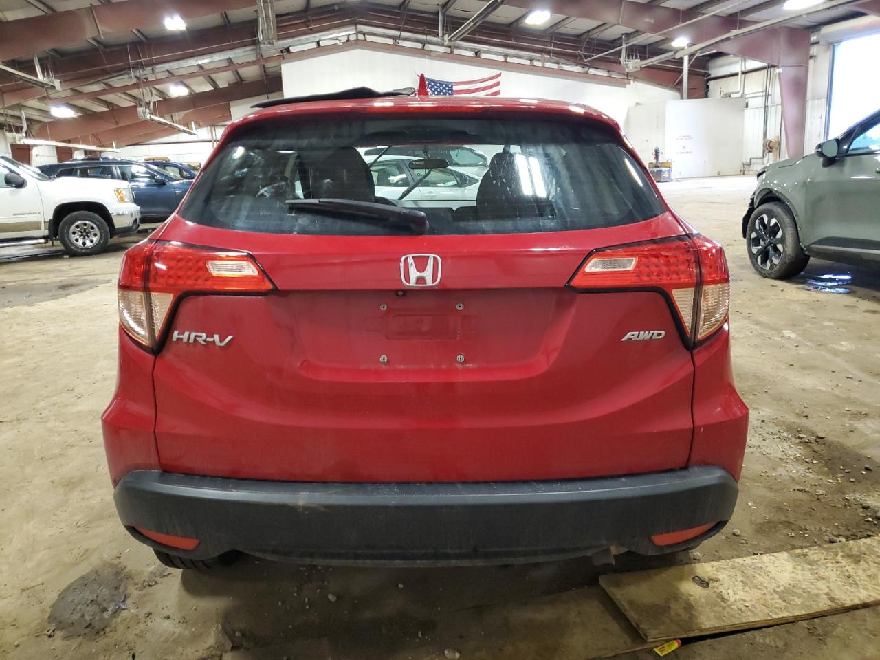 2017 Honda HR-V VIN 3CZRU6H33HM714253 Copart auction photo, front end / minor dent/scratches damage thumbnail 6