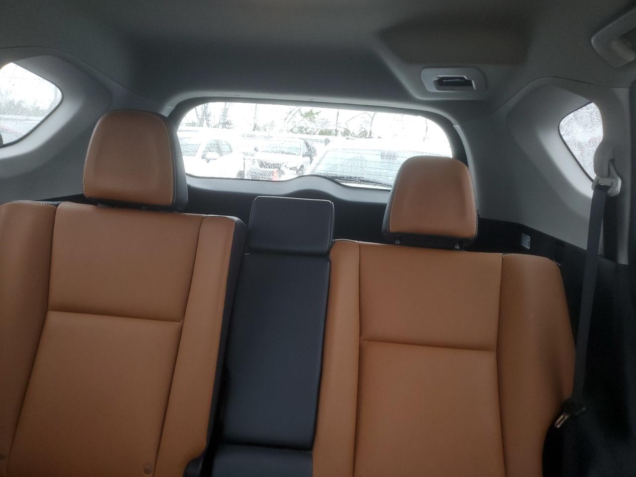 2016 Toyota RAV 4 VIN 2T3YFREV8GW261859 Copart auction photo, front end damage thumbnail 10