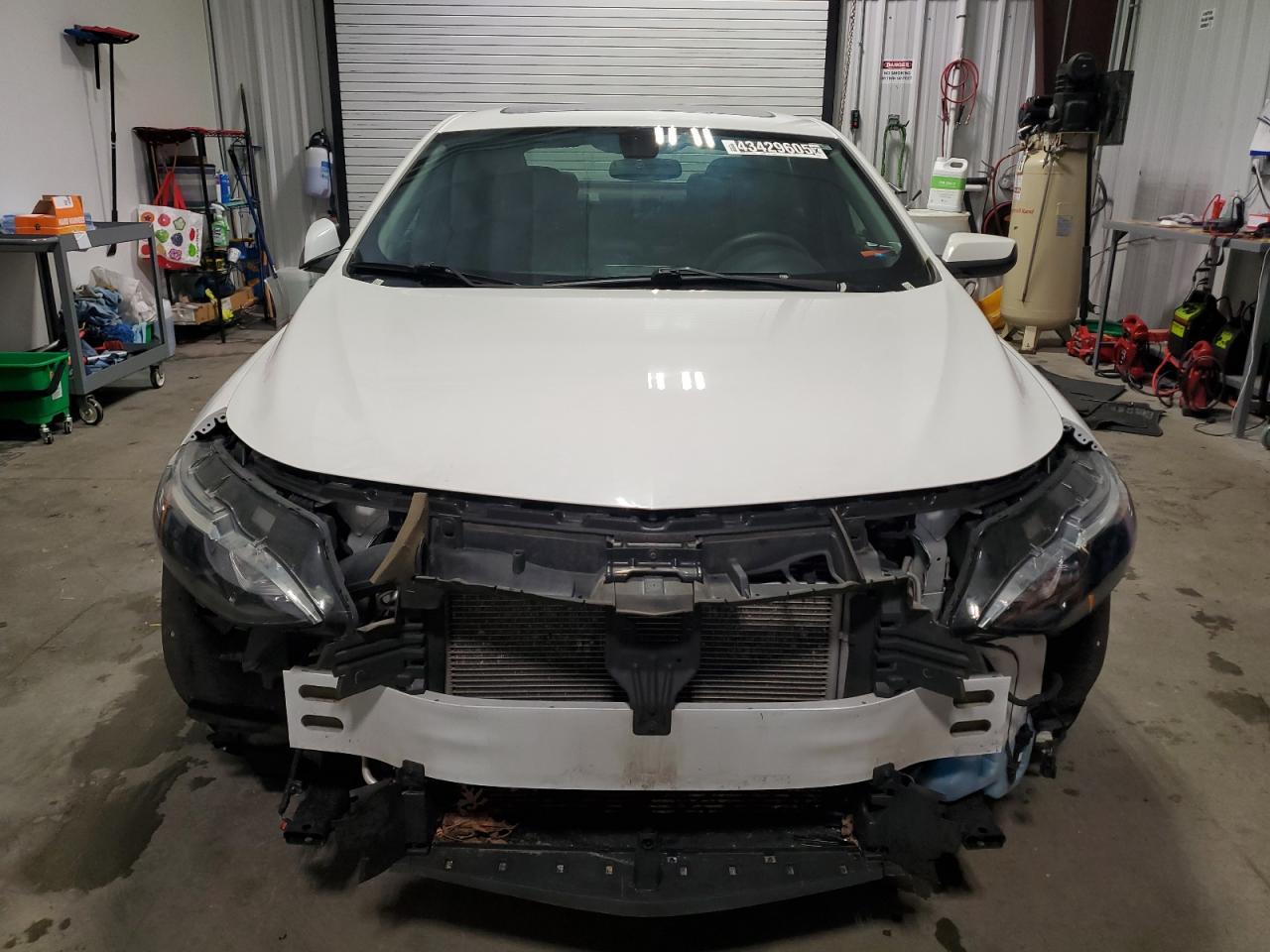 2021 Chevrolet Malibu VIN 1G1ZD5ST2MF055562 Copart auction photo, front end / minor dent/scratches damage thumbnail 5