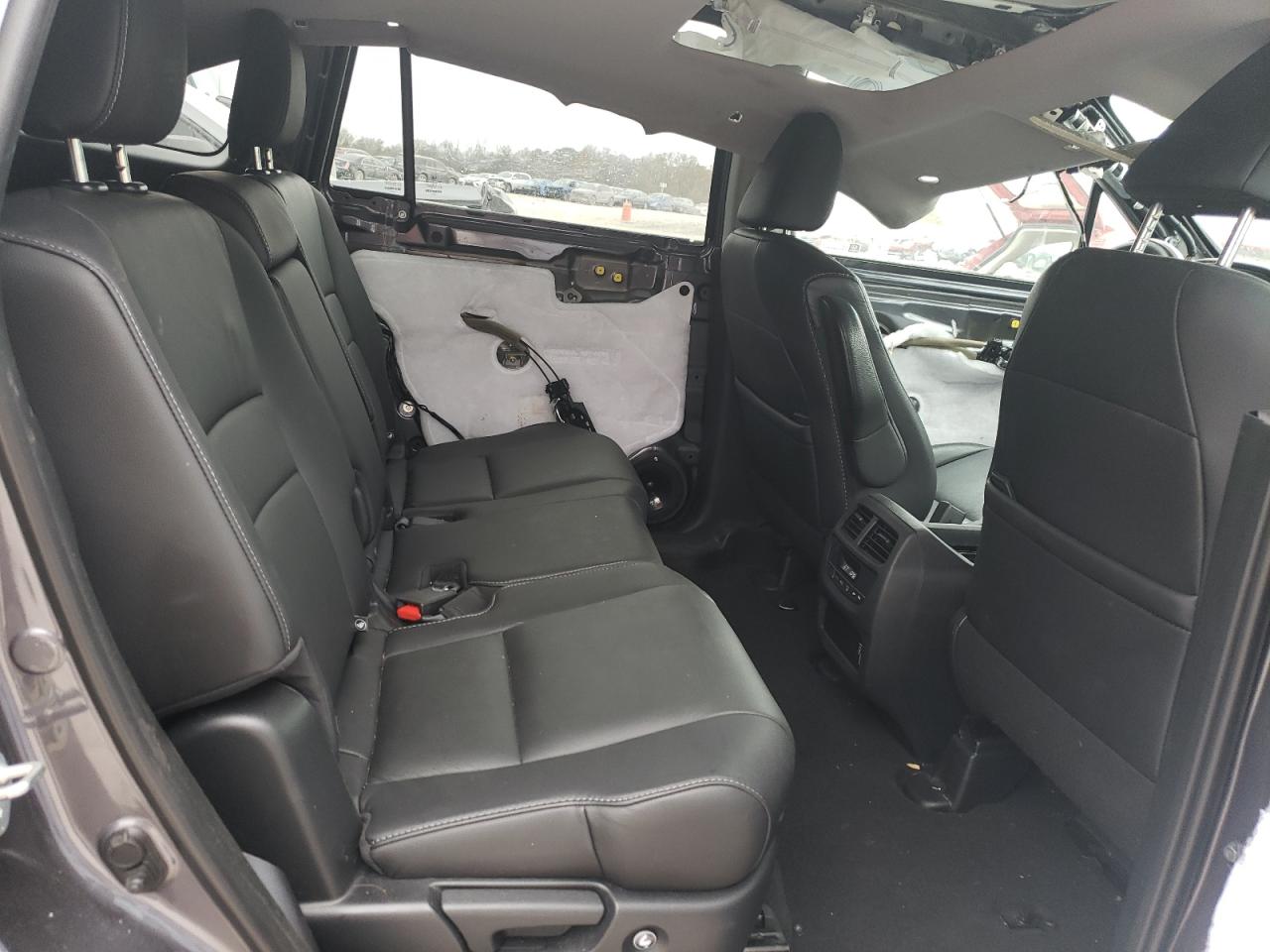 2021 Honda Pilot VIN 5FNYF6H25MB010492 Copart auction photo, side / stripped damage thumbnail 11