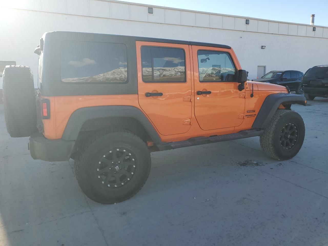 2012 Jeep Wrangler VIN 1C4BJWDG4CL273736 Copart auction photo, normal wear damage thumbnail 3