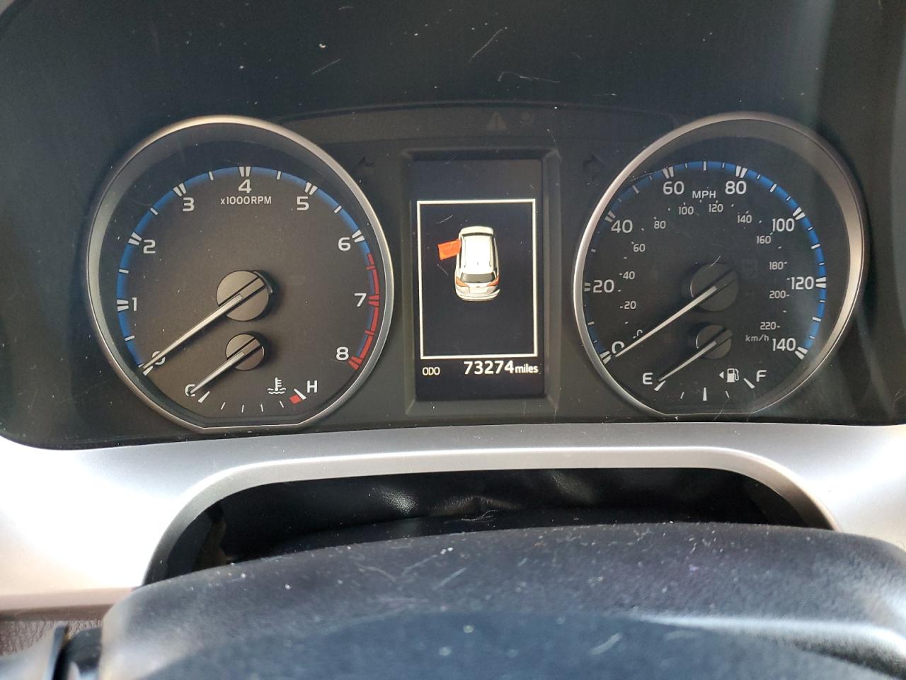 2018 Toyota RAV 4 VIN JTMZFREV3JJ205497 Copart auction photo, front end / minor dent/scratches damage thumbnail 9