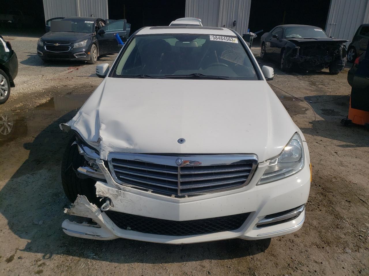 2013 Mercedes-Benz C-klasse VIN WDDGF4HB9DR272855 Copart auction photo, front end damage thumbnail 5