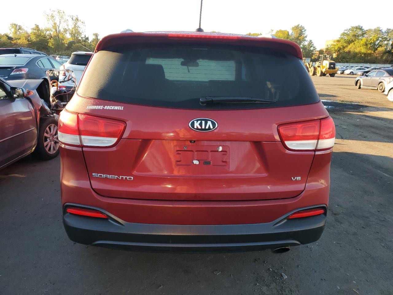 2017 KIA Sorento VIN 5XYPGDA58HG208631 Copart auction photo, front end damage thumbnail 6