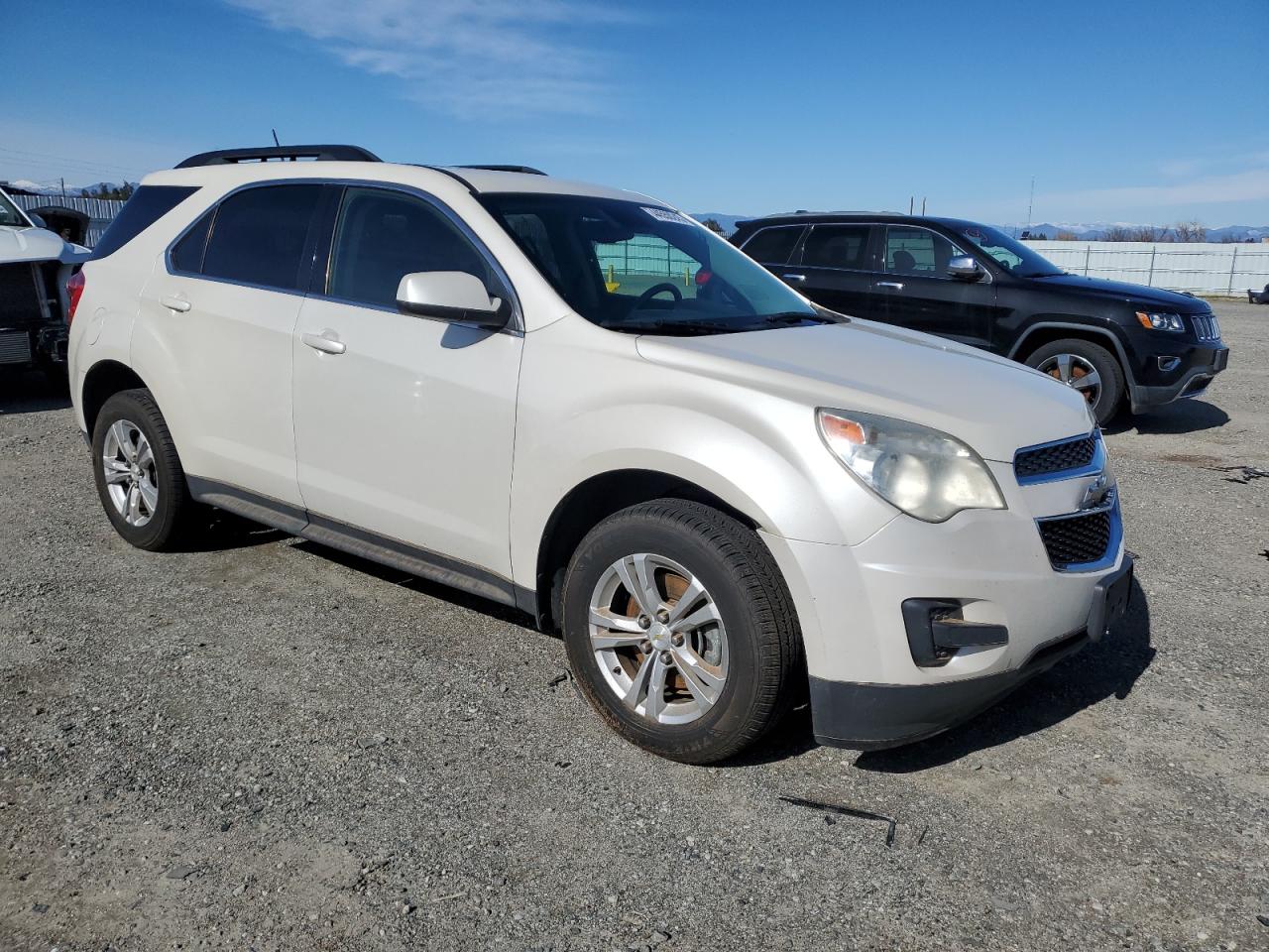 2013 Chevrolet Equinox VIN 1GNALDEK8DZ124927 Copart auction photo, water/flood damage thumbnail 4