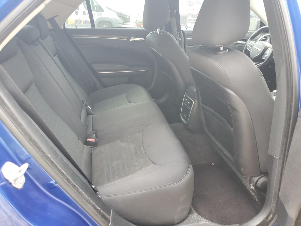 2018 Chrysler 300 VIN 2C3CCAAG4JH275538 Copart auction photo, side / front end damage thumbnail 11