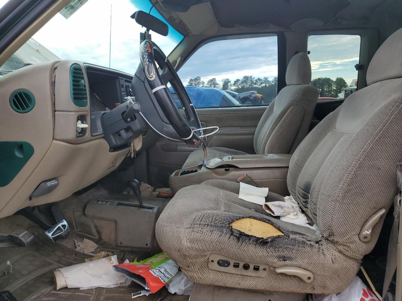 1997 GMC Sierra VIN 2GTEK19R9V1524346 Copart auction photo, side / mechanical damage thumbnail 7