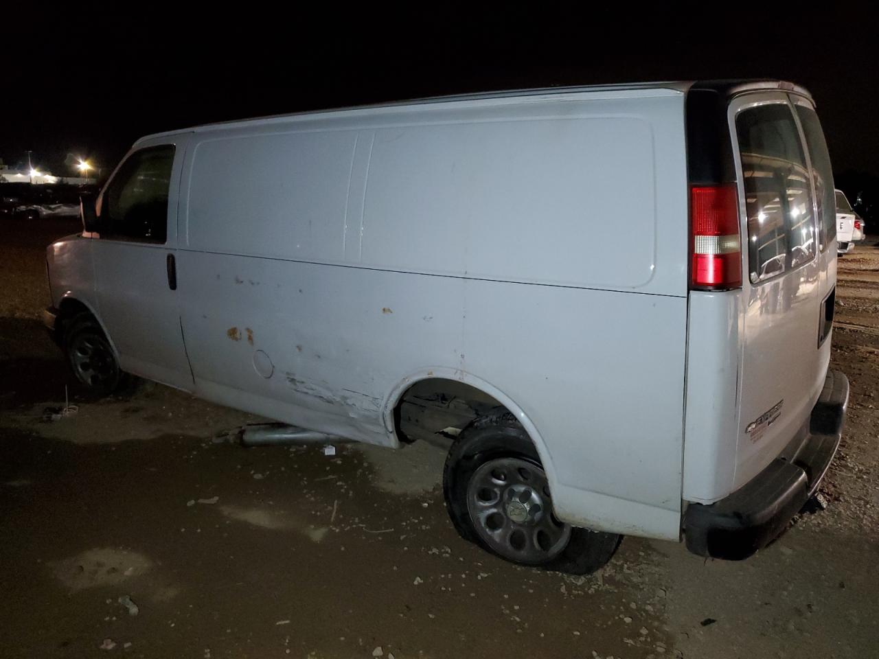 2011 Chevrolet Express VIN 1GCSGAFX5B1112952 Copart auction photo, side / undercarriage damage thumbnail 2