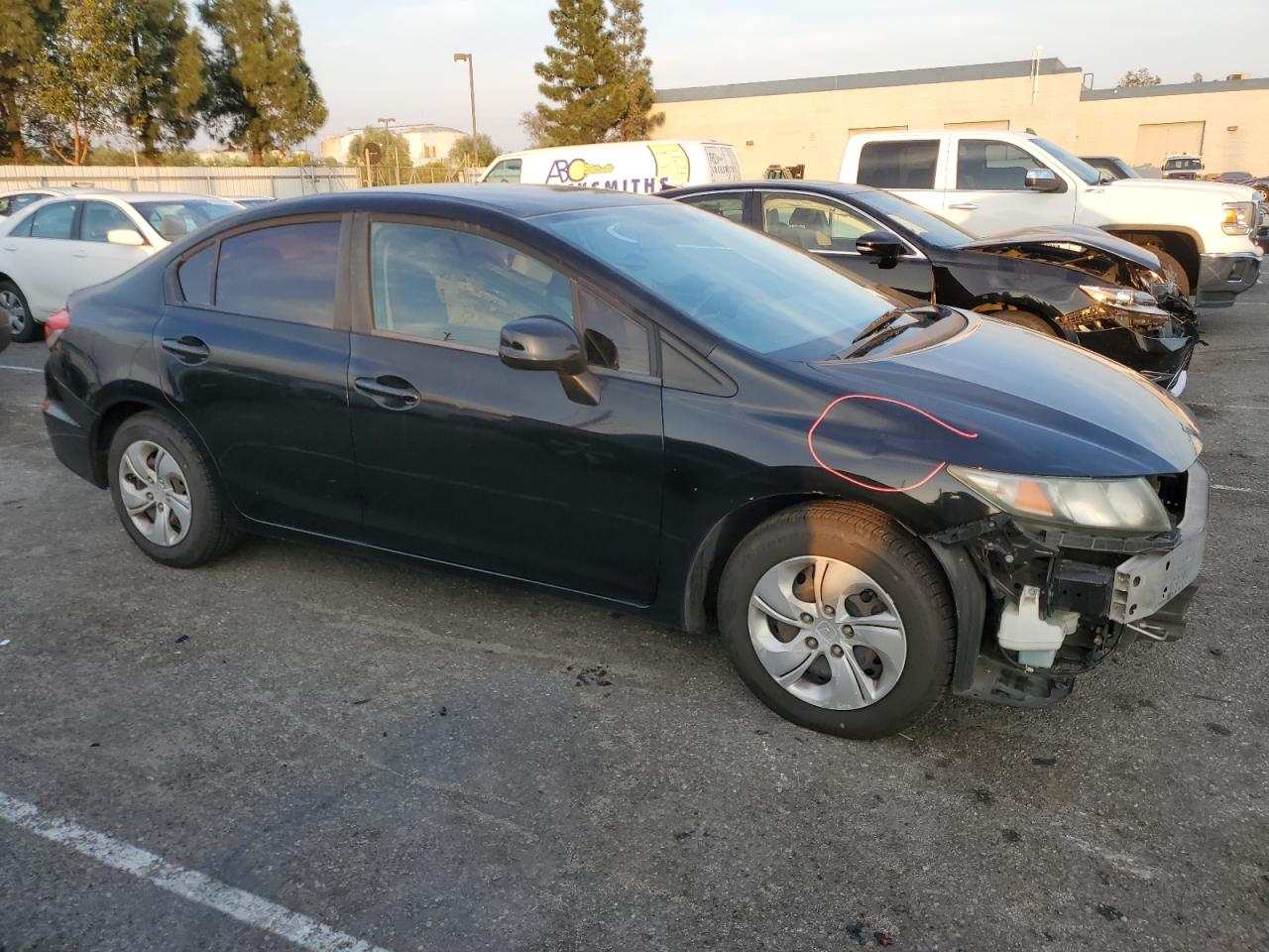 2013 Honda Civic VIN 19XFB2F52DE295070 Copart auction photo, front end / side damage thumbnail 4