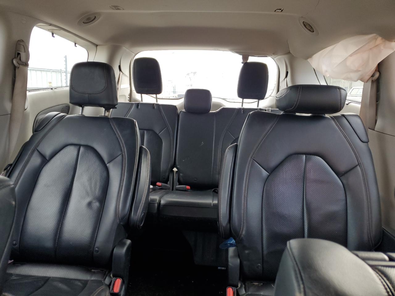 2017 Chrysler Pacifica VIN 2C4RC1EG8HR614452 Copart auction photo, front end / side damage thumbnail 10