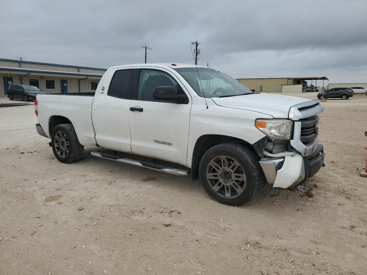2014 Toyota Tundra VIN 5TFRM5F15EX081391 Copart auction photo, front end / minor dent/scratches damage thumbnail 4