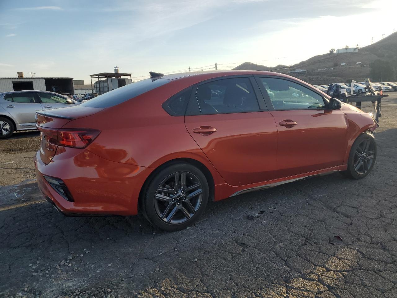 2021 KIA Forte VIN 3KPF34AD1ME401211 Copart auction photo, front end damage thumbnail 3