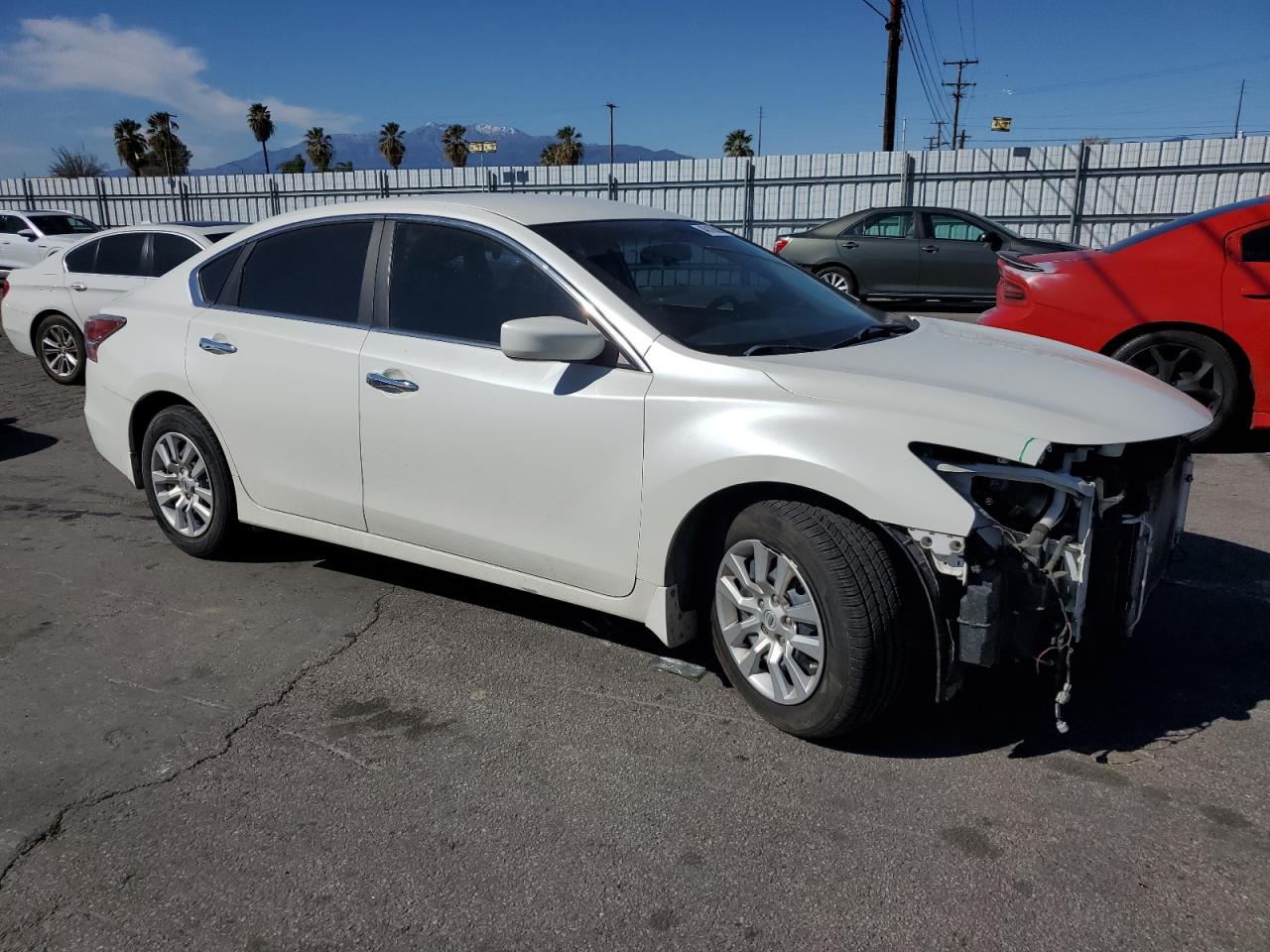 2015 Nissan Altima VIN 1N4AL3AP6FC293490 Copart auction photo, front end / side damage thumbnail 4