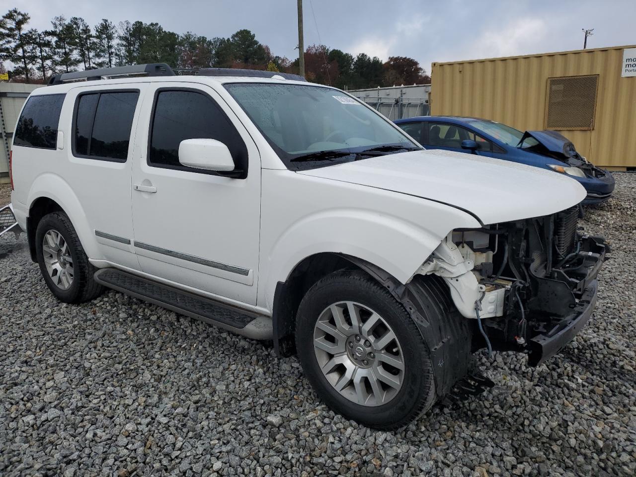 2011 Nissan Pathfinder VIN 5N1AR1NN9BC630231 Copart auction photo, front end / side damage thumbnail 4