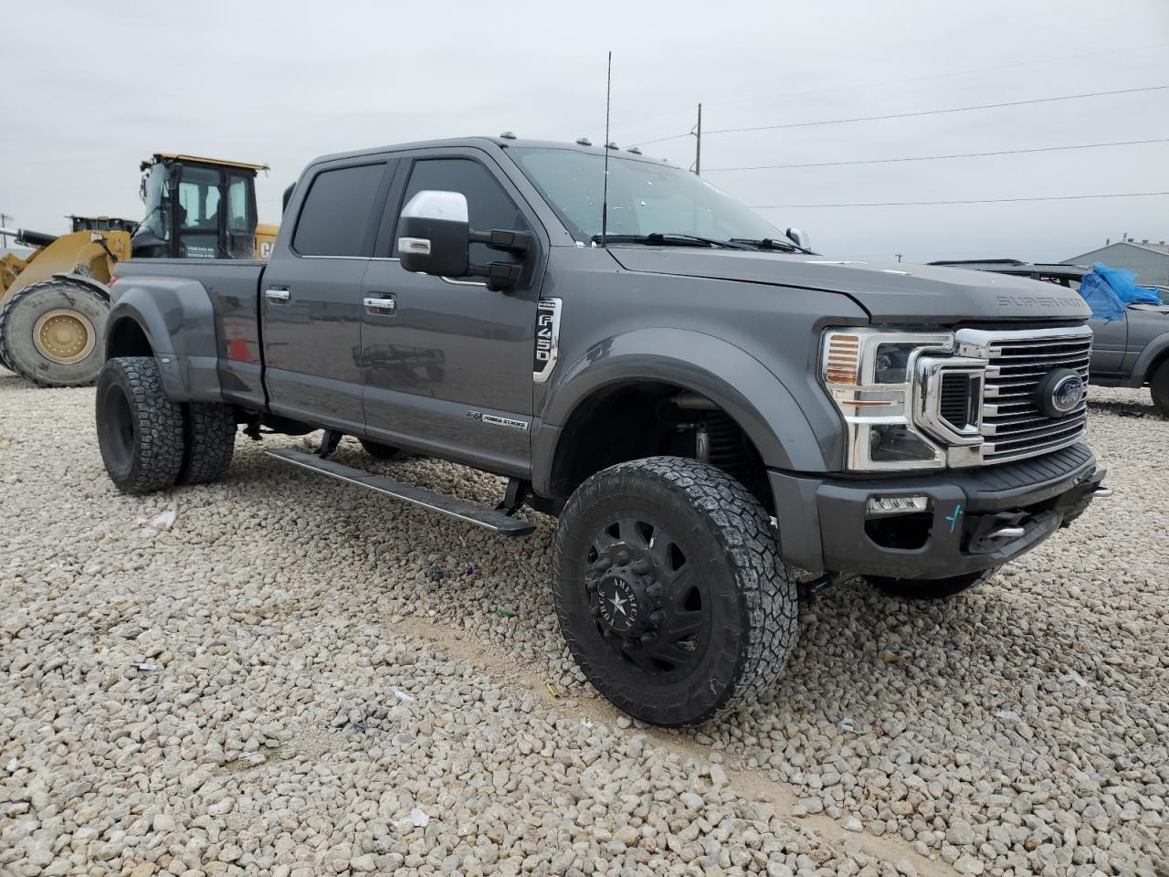 2022 Ford F450 VIN 1FT8W4DT8NEC09929 Copart auction photo, front end / rear end damage thumbnail 4