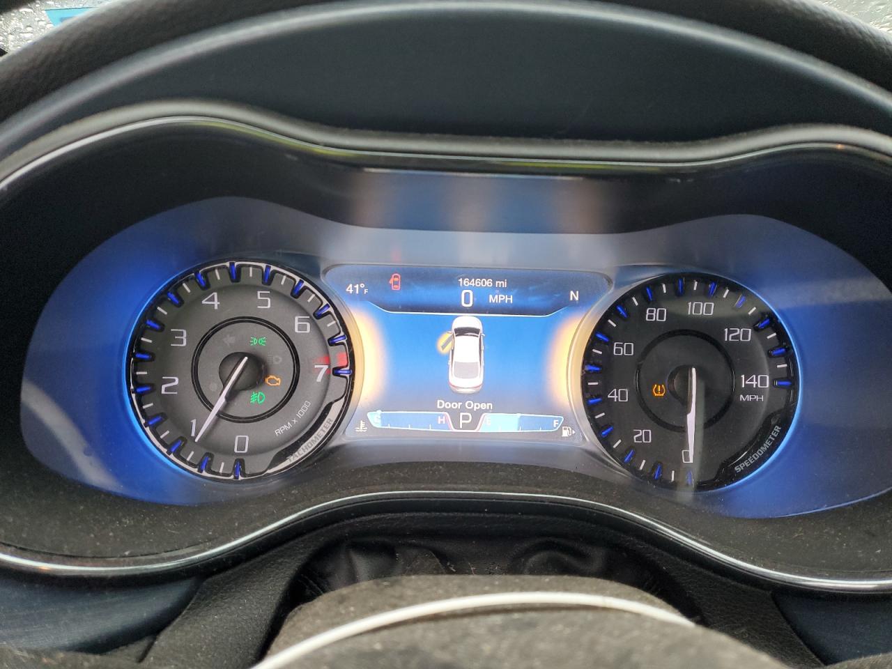 2015 Chrysler 200 VIN 1C3CCCDG7FN644530 Copart auction photo, front end damage thumbnail 9