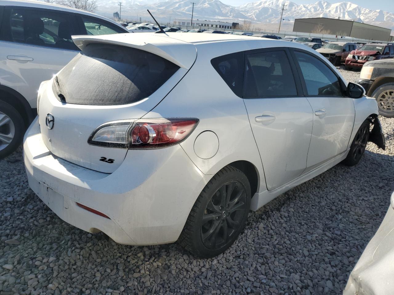 2011 Mazda 3 VIN JM1BL1K5XB1387412 Copart auction photo, front end damage thumbnail 3