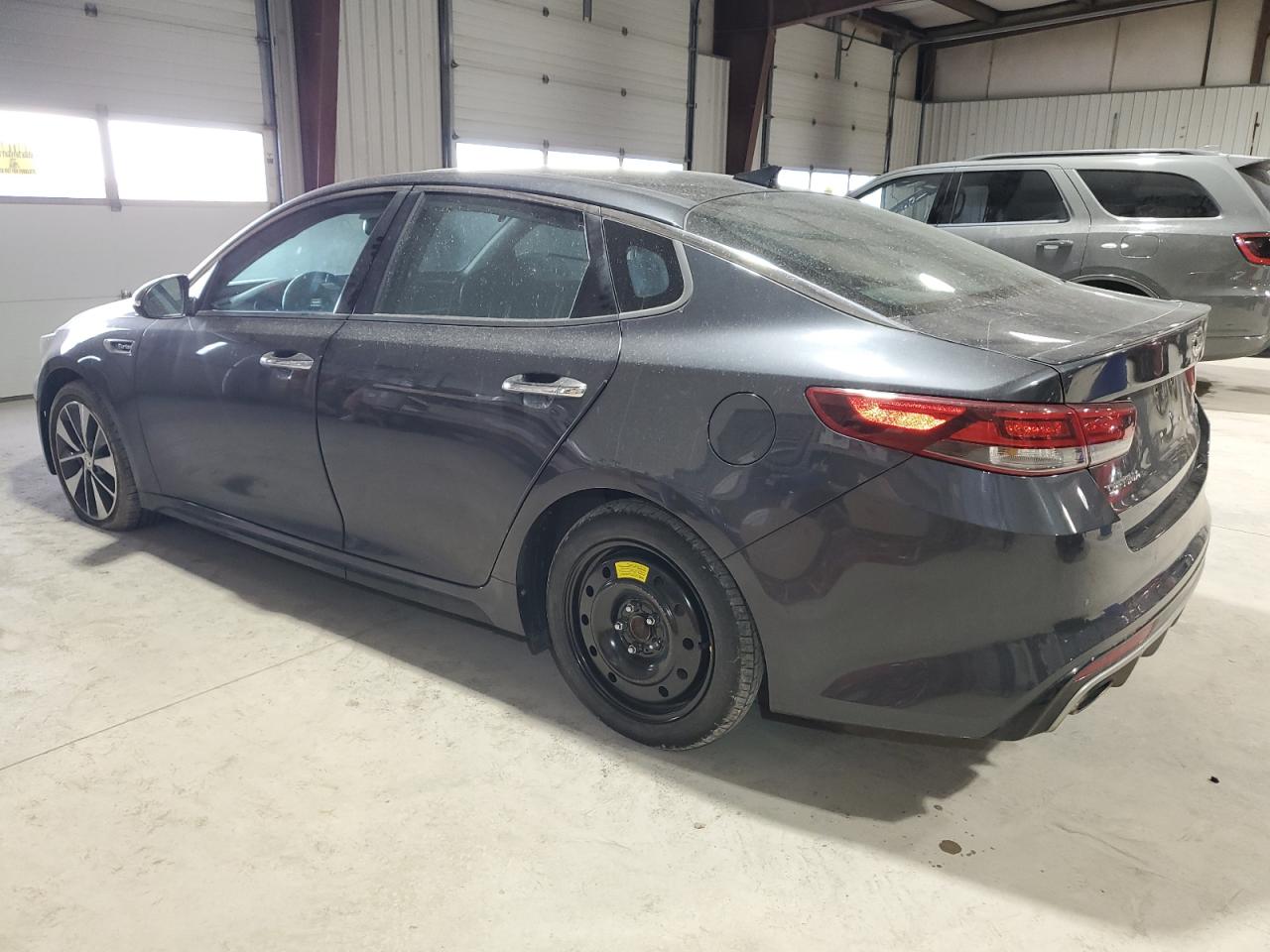 2016 KIA Optima VIN 5XXGW4L23GG082915 Copart auction photo, front end / rear end damage thumbnail 2