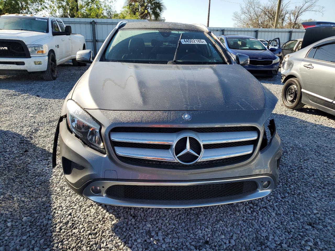 2017 Mercedes-Benz GLA-klasse VIN WDCTG4EB3HJ305678 Copart auction photo, front end damage thumbnail 5