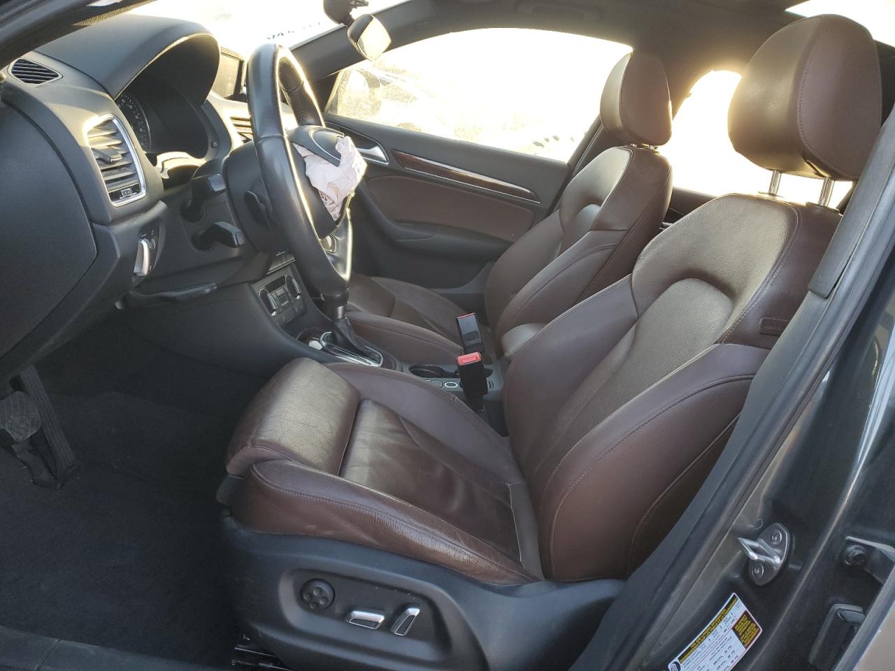 2018 Audi Q3 VIN WA1JCCFS0JR010458 Copart auction photo, front end / side damage thumbnail 7