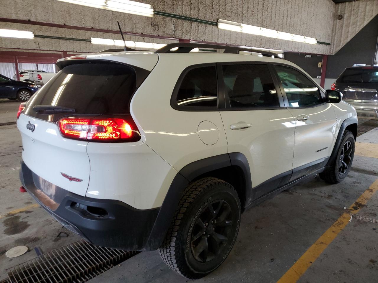 2017 Jeep Cherokee VIN 1C4PJMBS5HW521127 Copart auction photo, mechanical / rear end damage thumbnail 3