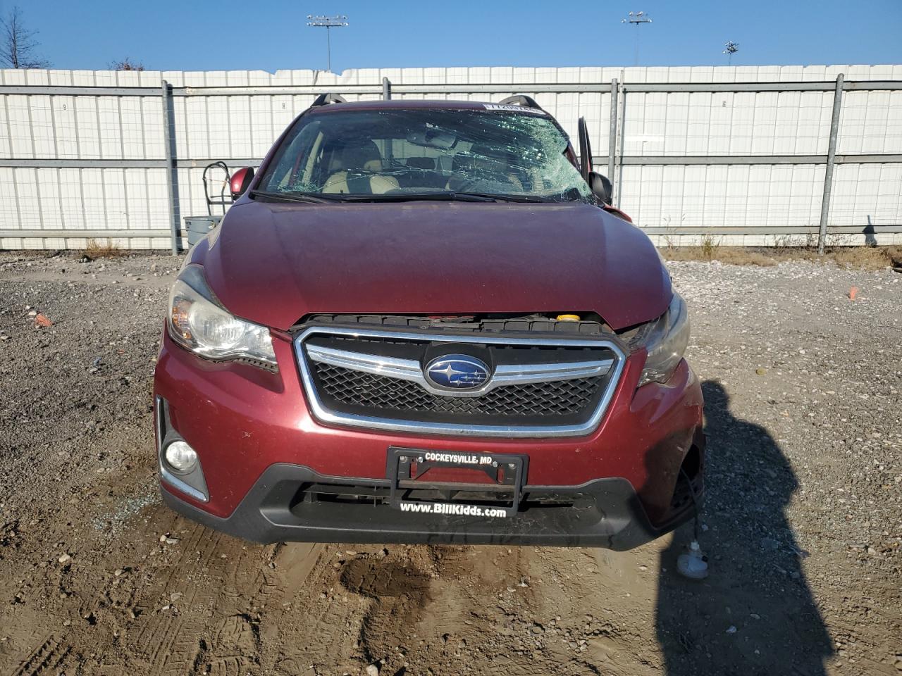 2017 Subaru XV VIN JF2GPAKC6H8236450 Copart auction photo, front end / side damage thumbnail 5